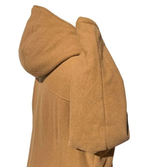 Cabela’s Women’s Toggle Duffel Wool-blend Hooded Coat, Large. Tan cargo pockets - Picture 7 of 16